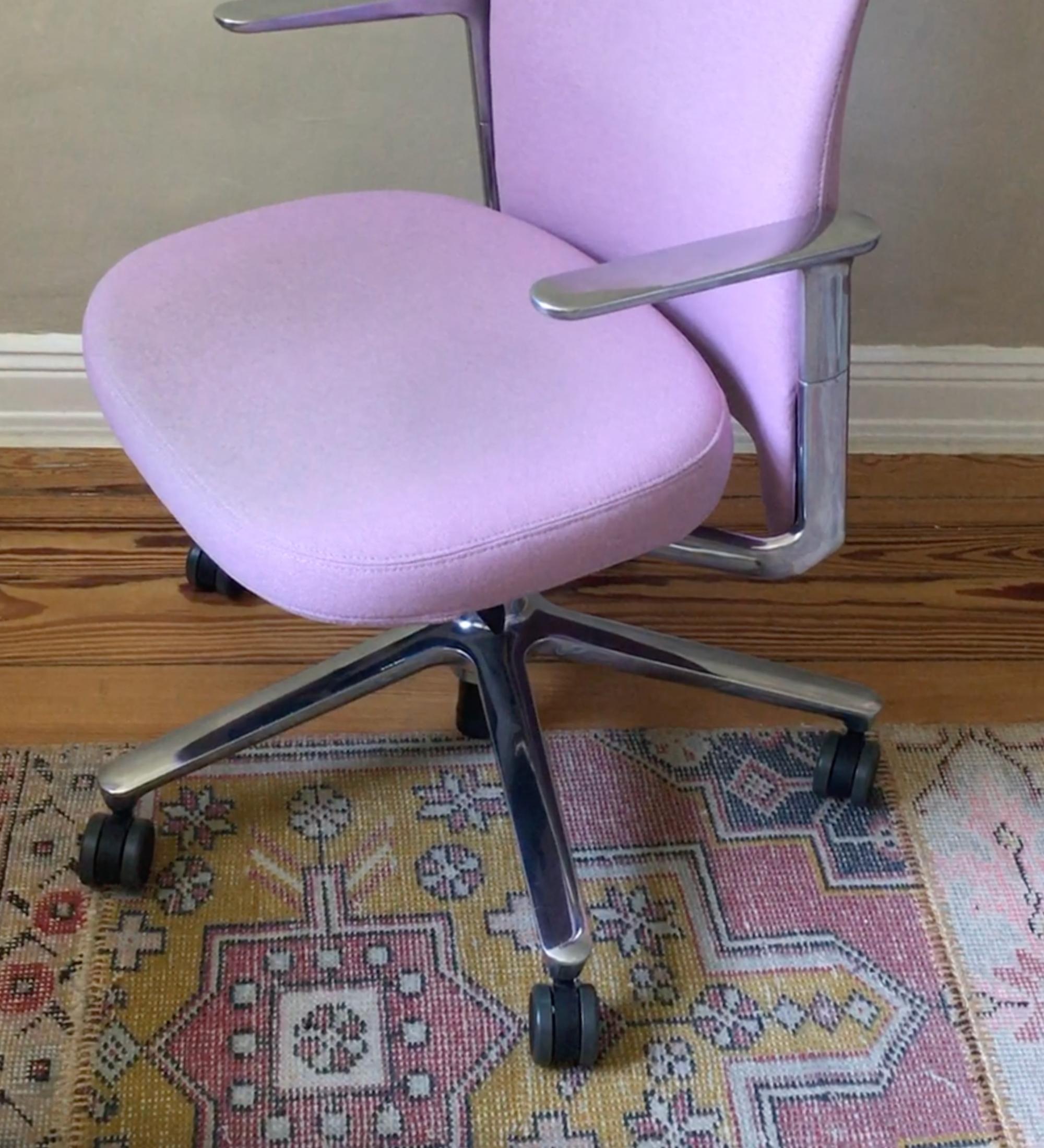 Vitra Pacific Chair Plano Pink