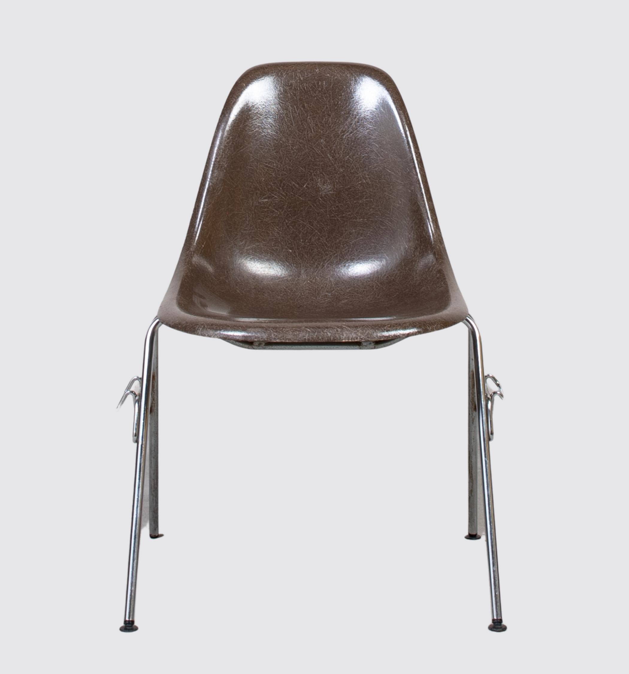 Eames Fiberglass Side Chair by Herman Miller Seal
